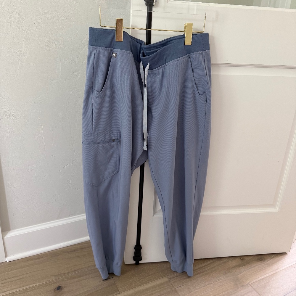 FIGS Zamora VAPOR BLUE SPACE DYE Jogger Scrub Pants - Size Large Petite